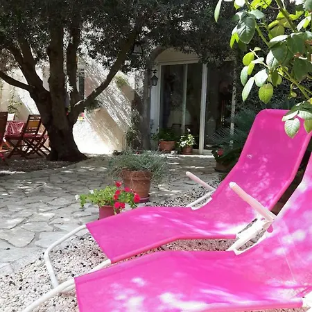 Bed & Breakfast La Vigne Des Claires Saint-Nazaire-d'Aude